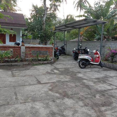 Sentul Hostel Kuta  Exterior photo